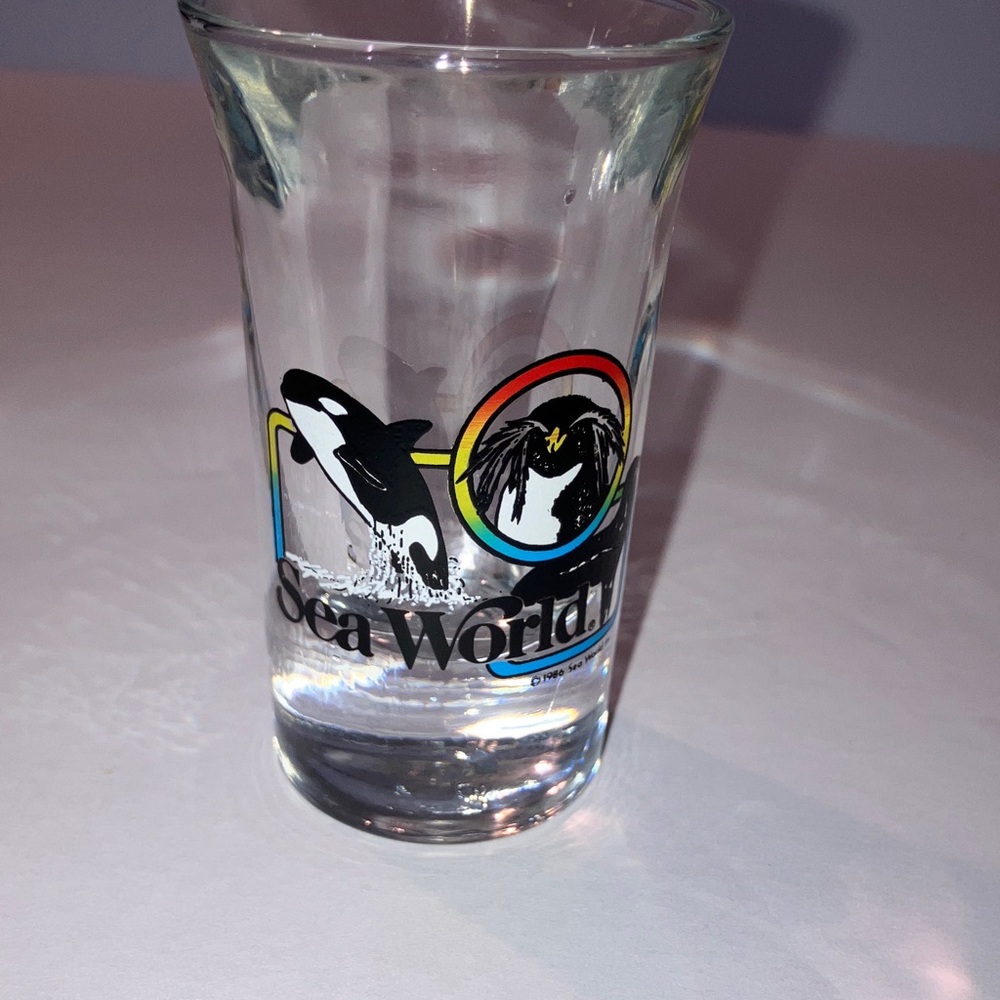 SeaWorld Themed Clear Tall‎ Shot Glass